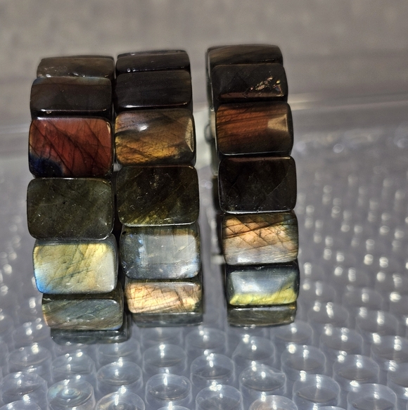Labradorite Soft Bangle - Picture 3 of 3